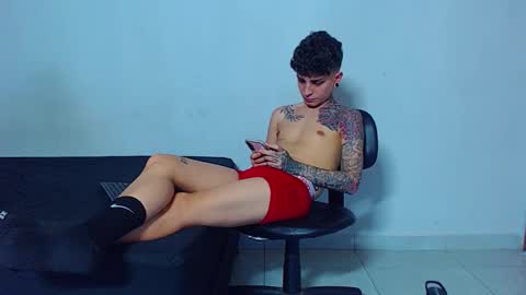 Mike IMDEPENDIENT MODEL online show from February 4, 2026, 5:30 pm