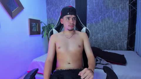 Mike 0233 online show from January 17, 2026, 4:39 am