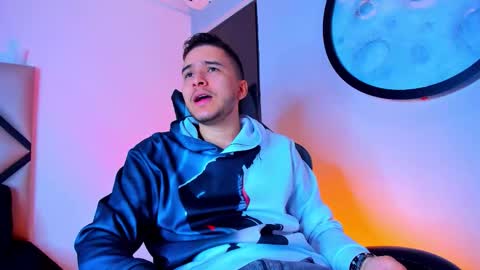 Mike  online show from November 22, 2025, 12:15 pm