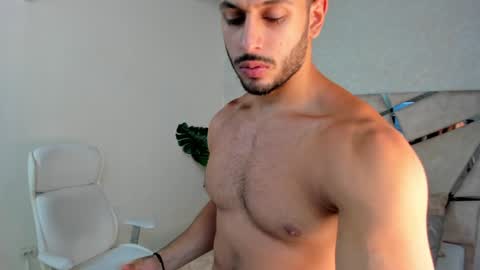 Mike Belle online show from December 10, 2024, 10:37 pm