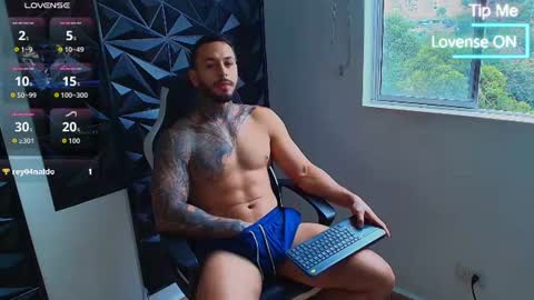Snapshot of mike_belle chatting on July 9, 2026, 3:16 pm Mike Belle online show from July 9, 2026, 3:16 pm