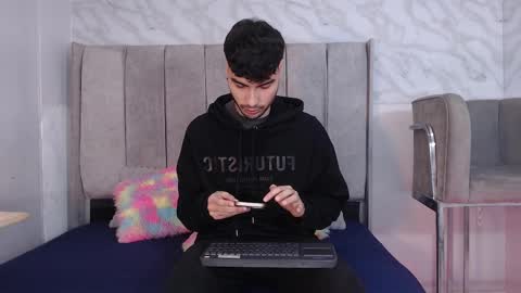 Snapshot of mike_collim chatting on January 13, 2025, 11:52 am Mike online show from January 13, 2025, 11:52 am