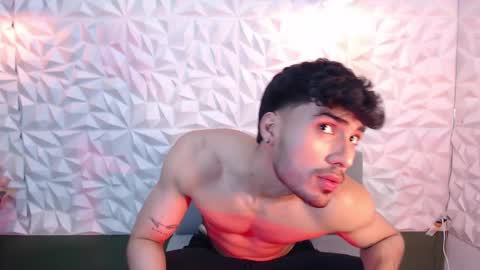 Snapshot of mike_collim chatting on January 16, 2025, 6:16 pm Mike online show from January 16, 2025, 6:16 pm