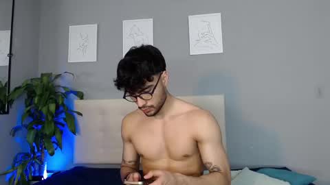 Snapshot of mike_collim chatting on February 18, 2025, 3:21 pm Mike online show from February 18, 2025, 3:21 pm