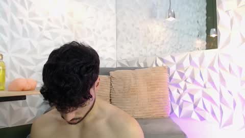 Snapshot of mike_collim chatting on February 26, 2025, 6:54 pm Mike online show from February 26, 2025, 6:54 pm