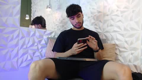 Snapshot of mike_collim chatting on March 10, 2025, 6:34 pm Mike online show from March 10, 2025, 6:34 pm