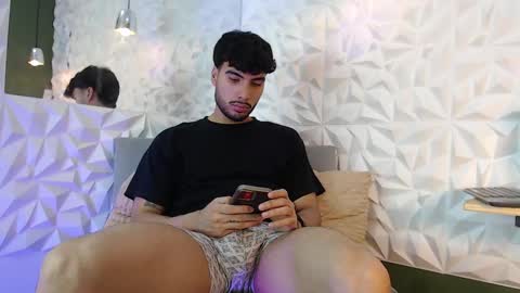 Snapshot of mike_collim chatting on March 10, 2025, 9:40 pm Mike online show from March 10, 2025, 9:40 pm