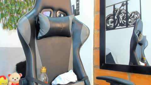 mike kilian1 online show from February 13, 2025, 2:09 pm