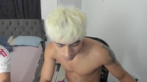 mike_master9 online show from October 4, 2025, 11:19 am