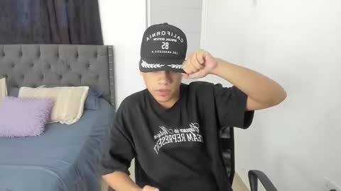 mike_master9 online show from October 6, 2025, 11:29 am