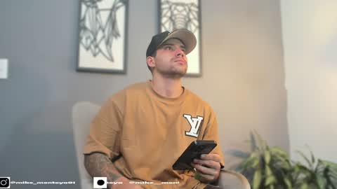 Mike Montoya online show from February 2, 2025, 2:17 am