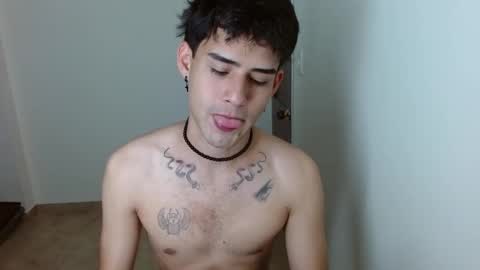 mike_smith03 online show from April 10, 2026, 3:39 pm