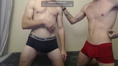 Snapshot of mikeandjax chatting on January 16, 2025, 4:28 pm Hot Buns online show from January 16, 2025, 4:28 pm