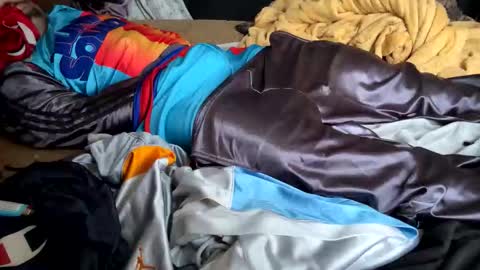 Snapshot of mikeballshorts chatting on March 3, 2026, 6:58 pm mikeballshorts online show from March 3, 2026, 6:58 pm