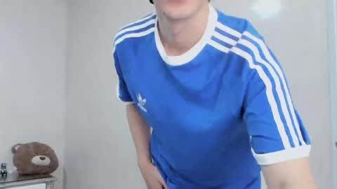 Snapshot of mikebelf4 chatting on February 1, 2026, 3:16 am Mikebelf4 online show from February 1, 2026, 3:16 am