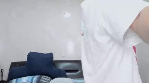 Snapshot of mikebelf4 chatting on February 7, 2026, 4:27 am Mikebelf4 online show from February 7, 2026, 4:27 am