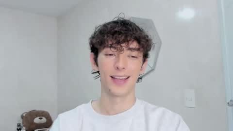 Snapshot of mikebelf4 chatting on February 11, 2026, 12:48 am Mikebelf4 online show from February 11, 2026, 12:48 am