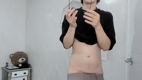 Snapshot of mikebelf4 chatting on February 22, 2026, 2:24 am Mikebelf4 online show from February 22, 2026, 2:24 am