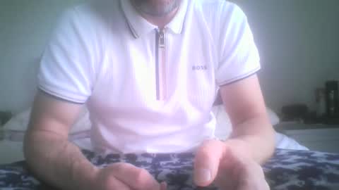 mikehockishuge9 online show from September 27, 2025, 9:36 am