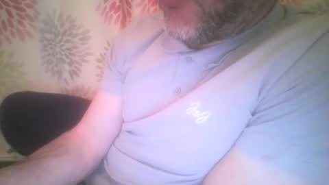 Snapshot of mikehockishuge9 chatting on April 30, 2026, 10:03 pm mikehockishuge9 online show from April 30, 2026, 10:03 pm