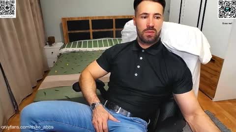 Mike    online show from February 15, 2026, 10:06 pm