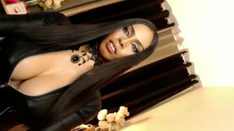Mistress MikeyAlawi online show from February 28, 2025, 8:42 am