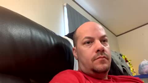 Snapshot of mikeylikesit2222 chatting on December 14, 2024, 2:42 pm mikeylikesit2222 online show from December 14, 2024, 2:42 pm