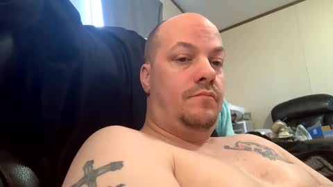 Snapshot of mikeylikesit2222 chatting on January 21, 2025, 9:36 pm mikeylikesit2222 online show from January 21, 2025, 9:36 pm