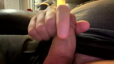 Snapshot of mikeylikesit2222 chatting on November 2, 2025, 12:57 am mikeylikesit2222 online show from November 2, 2025, 12:57 am