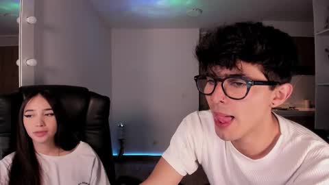 VIOLETAMIKE online show from November 12, 2025, 1:39 am