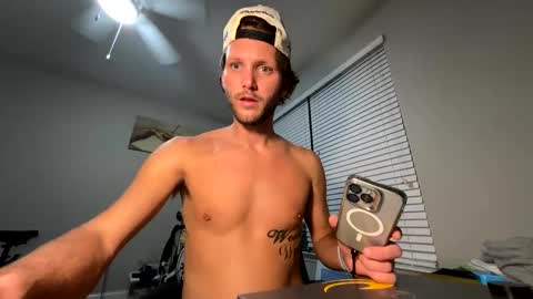 mikeywhite123 online show from December 14, 2024, 10:13 am