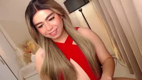 Theresa Luna online show from October 16, 2025, 6:09 pm