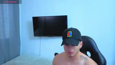 MIKKE online show from January 13, 2026, 2:44 pm