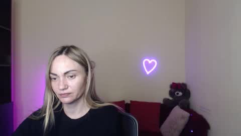 Snapshot of mikkey_mouse8 chatting on April 18, 2026, 7:58 pm Adalina online show from April 18, 2026, 7:58 pm