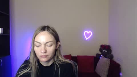 Snapshot of mikkey_mouse8 chatting on May 2, 2026, 5:34 am Adalina online show from May 2, 2026, 5:34 am