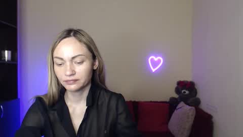 Snapshot of mikkey_mouse8 chatting on May 23, 2026, 11:25 am Adalina online show from May 23, 2026, 11:25 am