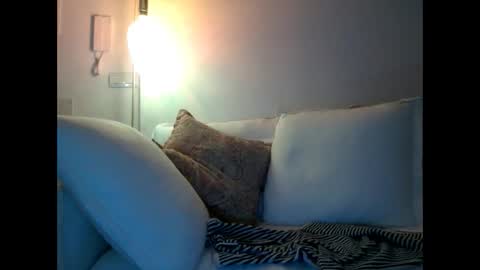 Maaike online show from February 2, 2025, 2:06 am