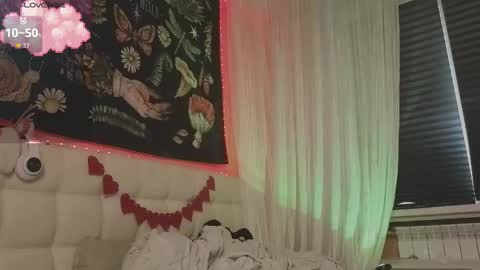 Miko online show from October 3, 2025, 2:03 pm