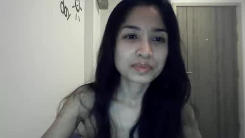 Snapshot of mikonee4u chatting on October 25, 2025, 4:24 pm MikoNee4u online show from October 25, 2025, 4:24 pm