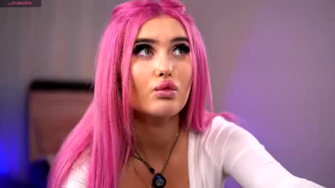 Snapshot of miky_lust chatting on February 15, 2026, 7:51 am Miky online show from February 15, 2026, 7:51 am