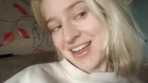 Mila 420 online show from November 12, 2025, 11:21 am