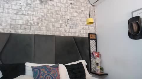 Snapshot of mila_adamss chatting on October 30, 2025, 10:27 am mila_adamss online show from October 30, 2025, 10:27 am