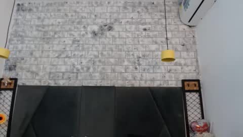 Snapshot of mila_adamss chatting on December 5, 2025, 11:30 am mila_adamss online show from December 5, 2025, 11:30 am