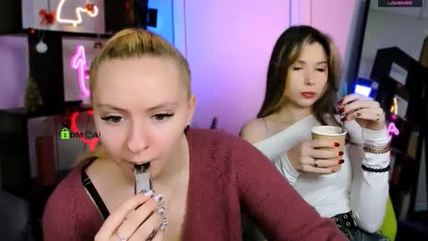 mila_glow online show from January 11, 2026, 7:19 pm