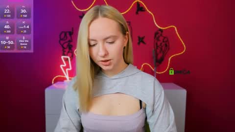mila_glow online show from May 26, 2026, 5:03 am