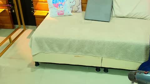 Milena  online show from March 4, 2025, 11:40 am