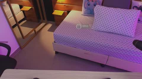 Milena  online show from October 9, 2025, 11:08 am