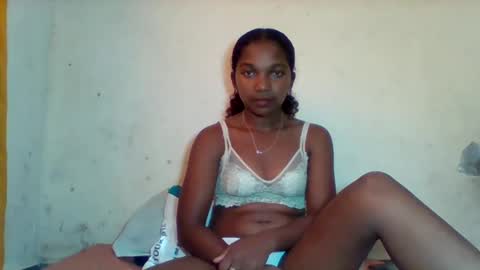 mila_lunah online show from March 20, 2026, 7:13 am