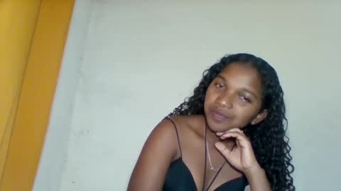mila_lunah online show from April 12, 2026, 2:27 am