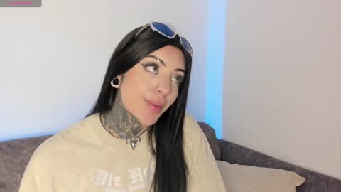     online show from February 1, 2025, 7:15 am